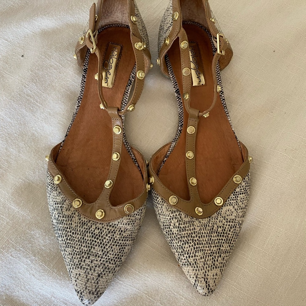 Halogen Studded Flats